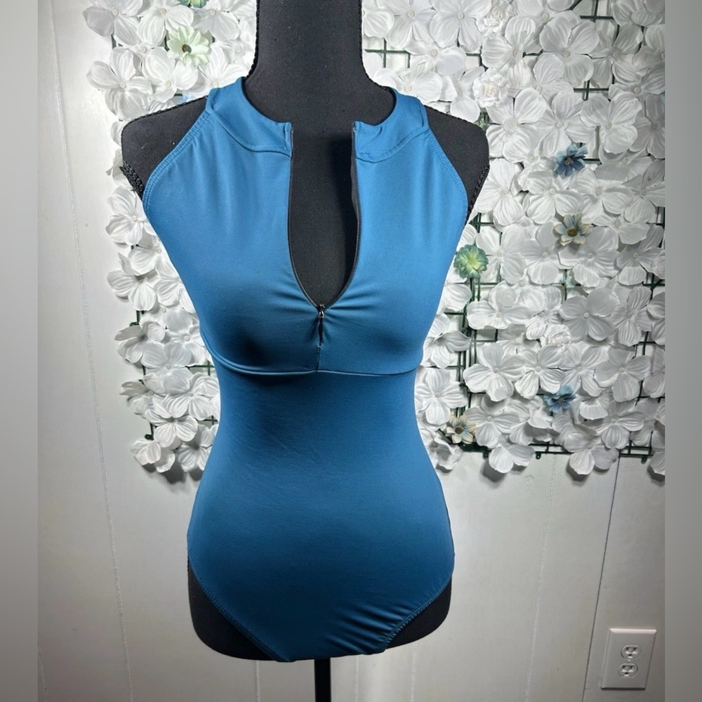 Swimsuit Medium Women’s Sleeveless Open Back Zipper Blue